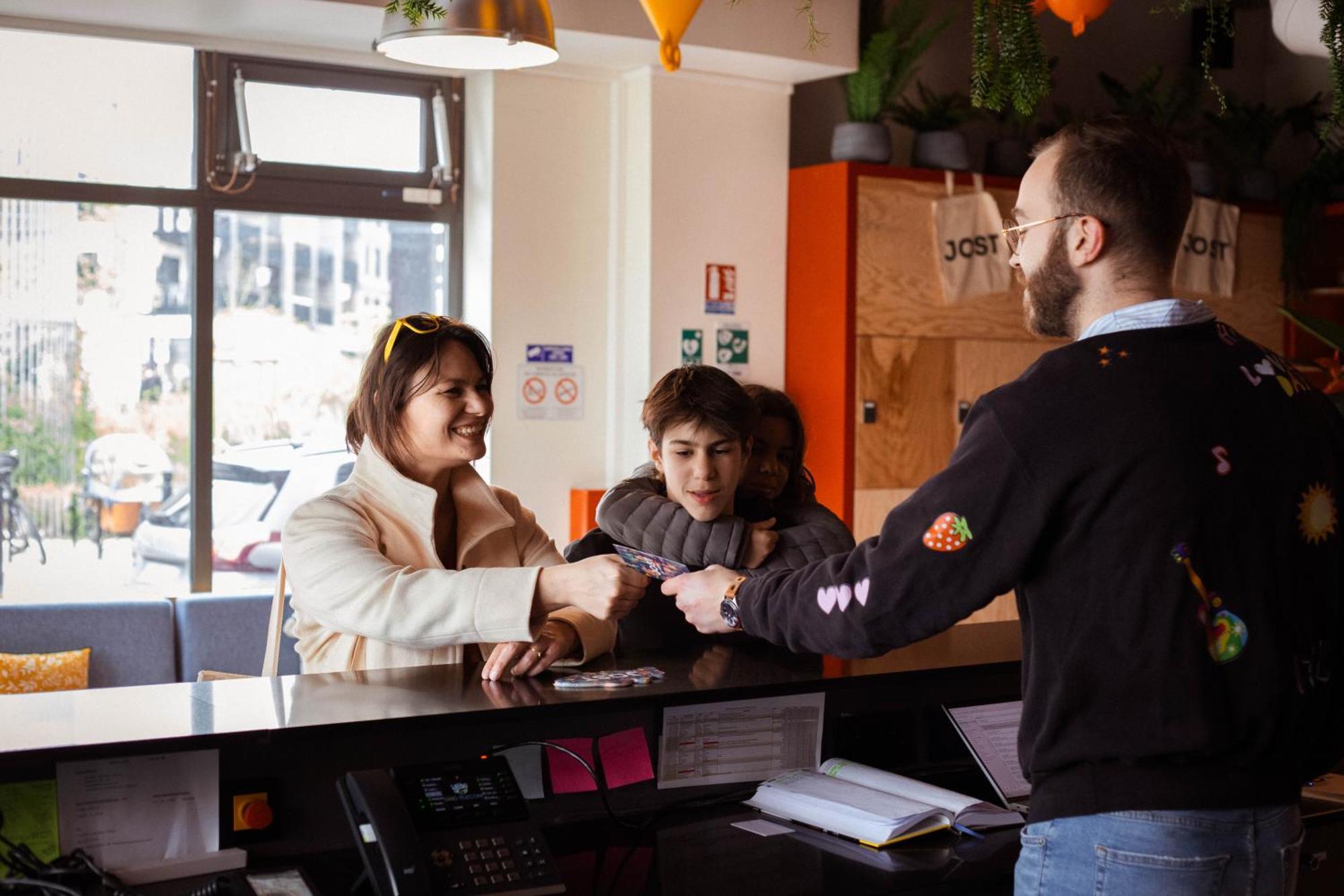 Jost Hostel Le Havre Centre Gare Экстерьер фото